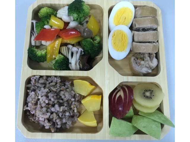 免開火,無油煙電鍋料理~蒸的很健康~「涼拌鮮蔬雞肉捲佐五榖飯」